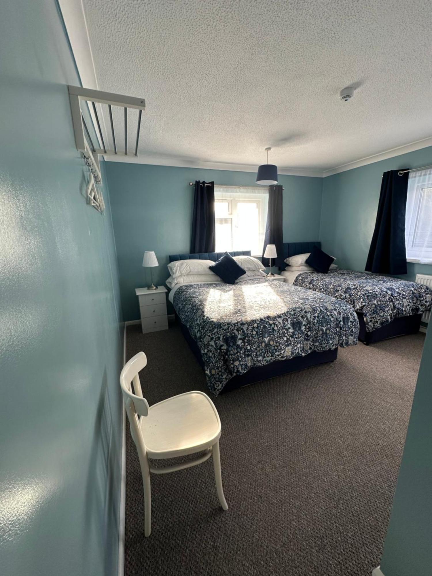 Lynn Hill Guest House Dereham ภายนอก รูปภาพ