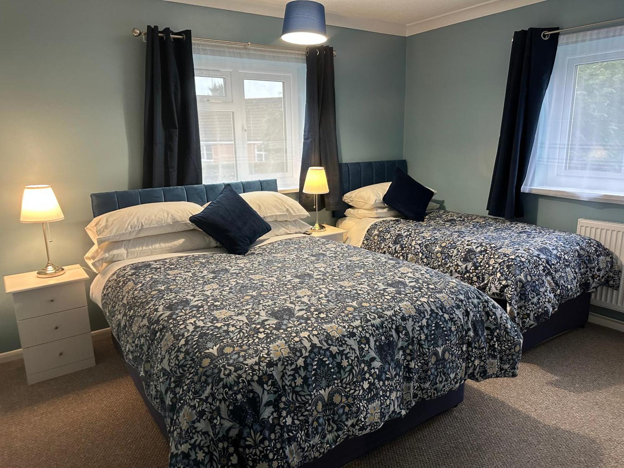Lynn Hill Guest House Dereham ภายนอก รูปภาพ
