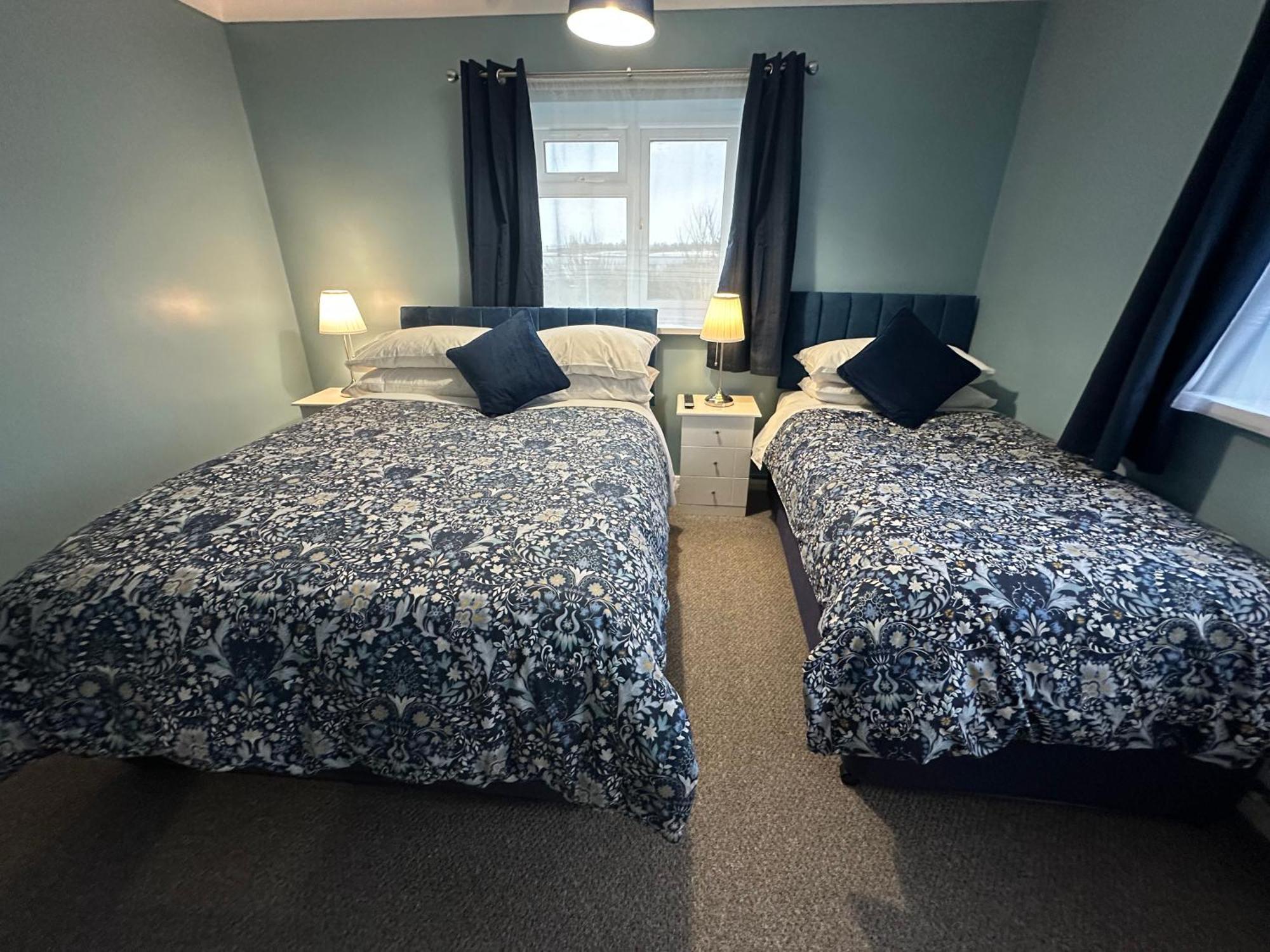 Lynn Hill Guest House Dereham ภายนอก รูปภาพ