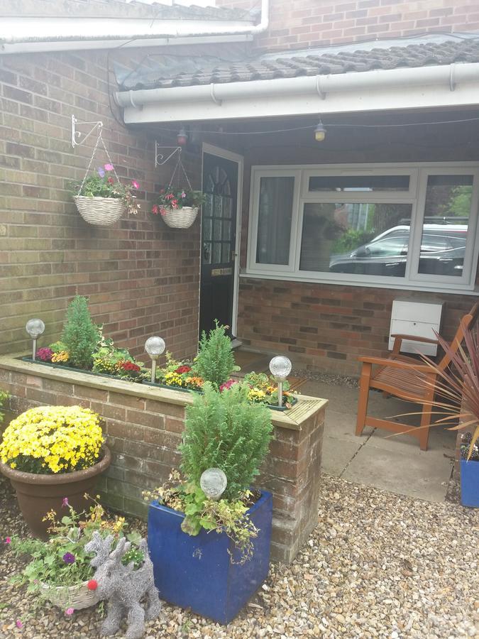 Lynn Hill Guest House Dereham ภายนอก รูปภาพ