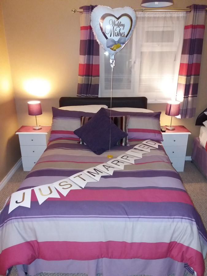 Lynn Hill Guest House Dereham ภายนอก รูปภาพ