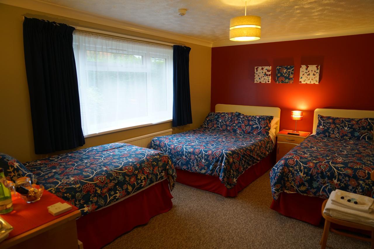 Lynn Hill Guest House Dereham ภายนอก รูปภาพ
