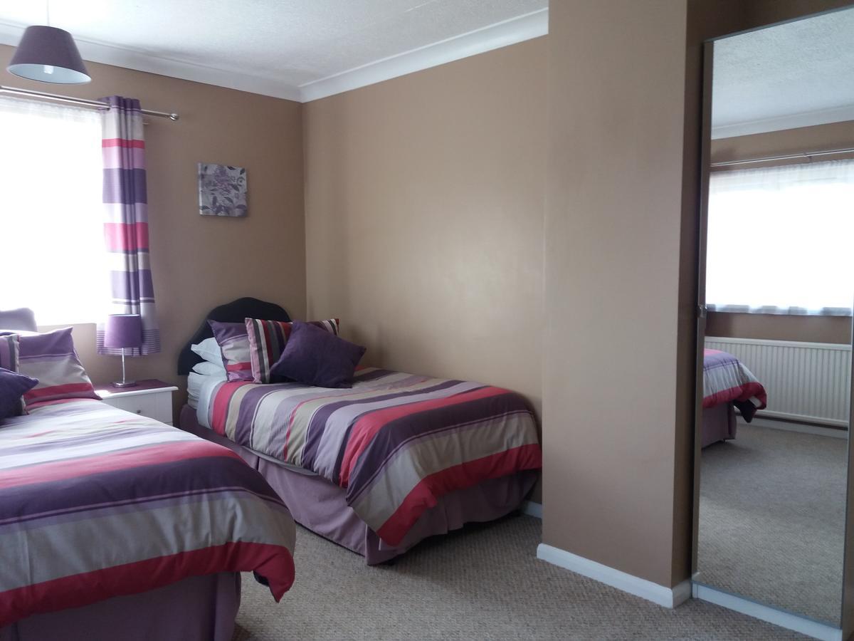 Lynn Hill Guest House Dereham ภายนอก รูปภาพ
