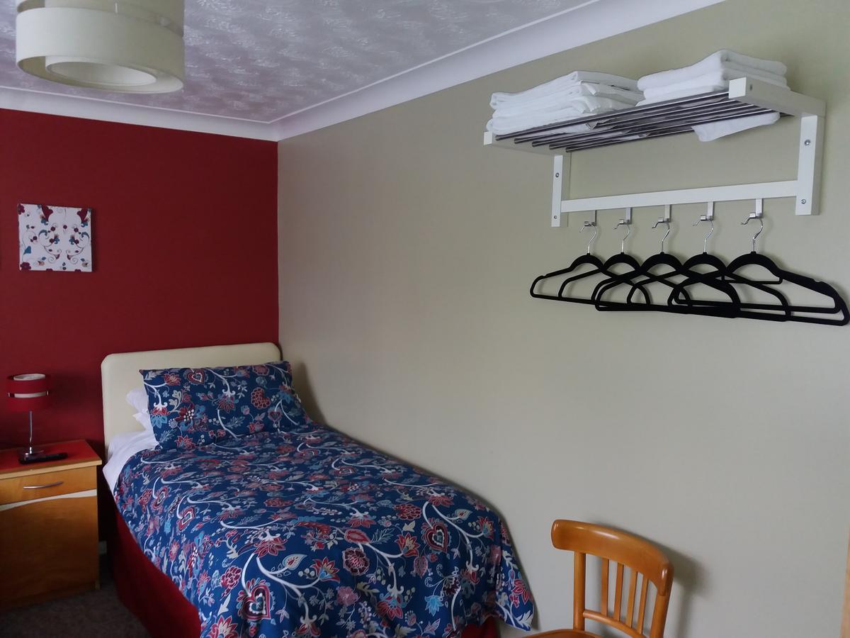 Lynn Hill Guest House Dereham ภายนอก รูปภาพ