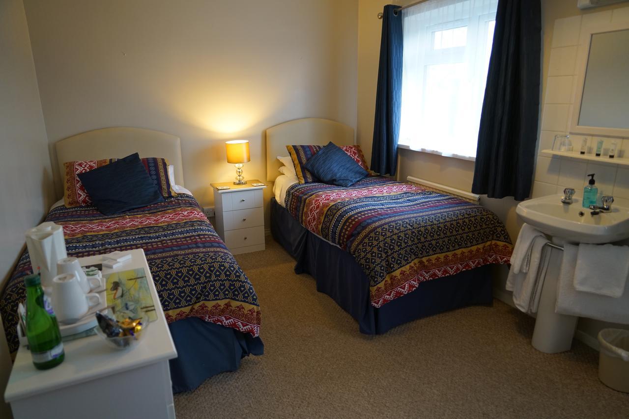 Lynn Hill Guest House Dereham ภายนอก รูปภาพ