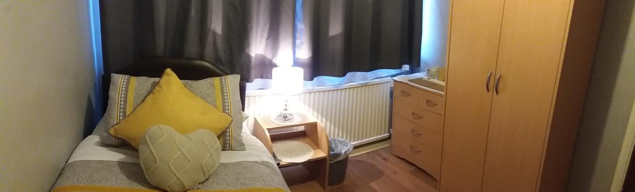 Lynn Hill Guest House Dereham ภายนอก รูปภาพ